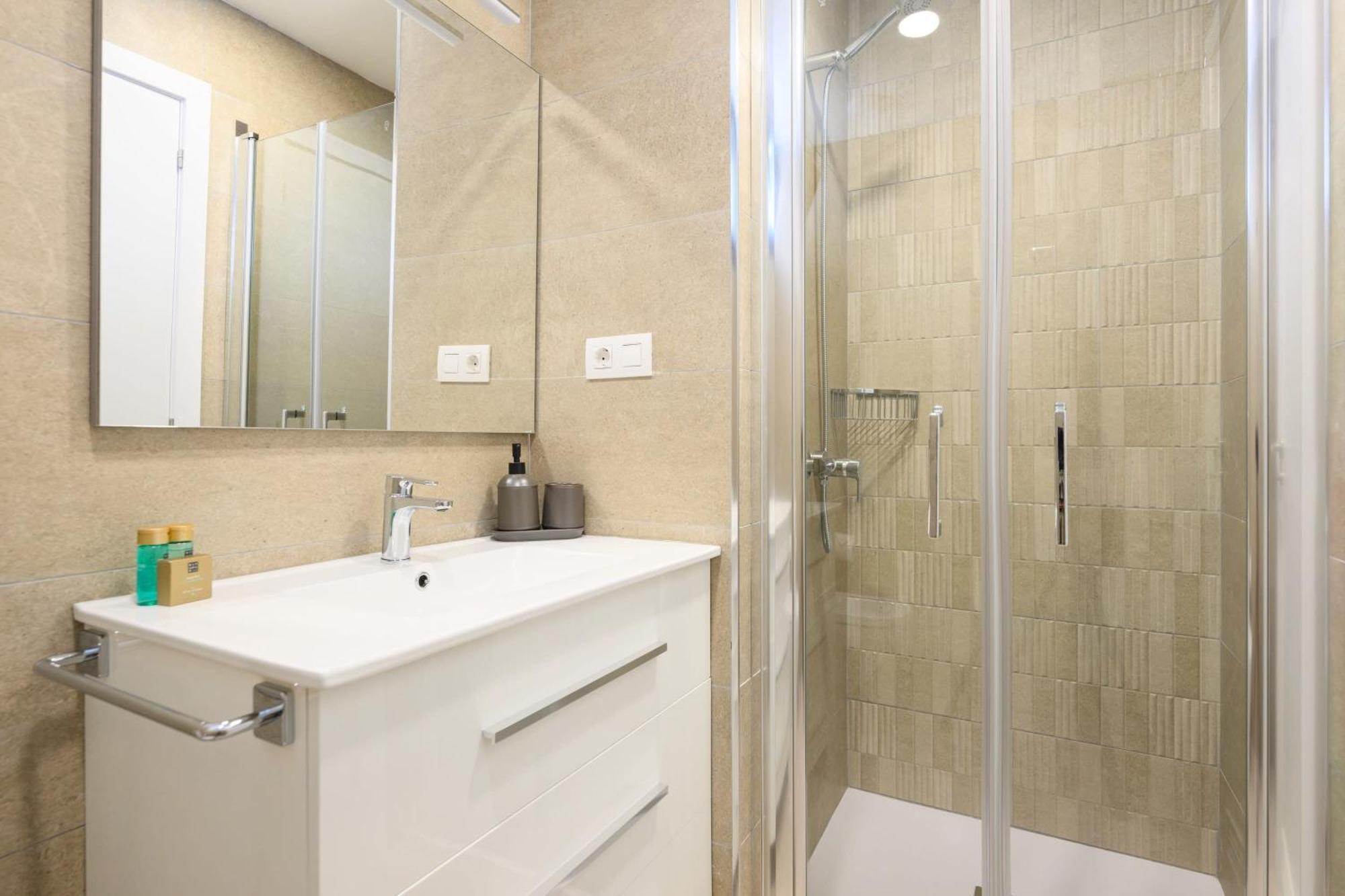 Apartamento Brand New 2Br With Auto Check-In Las Palmas de Gran Canaria Exterior foto